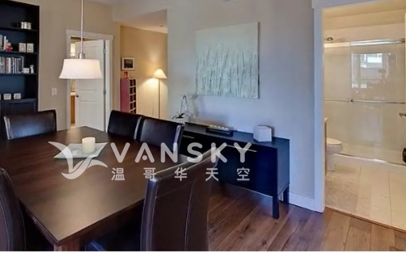 251215182401_dinning room.jpg